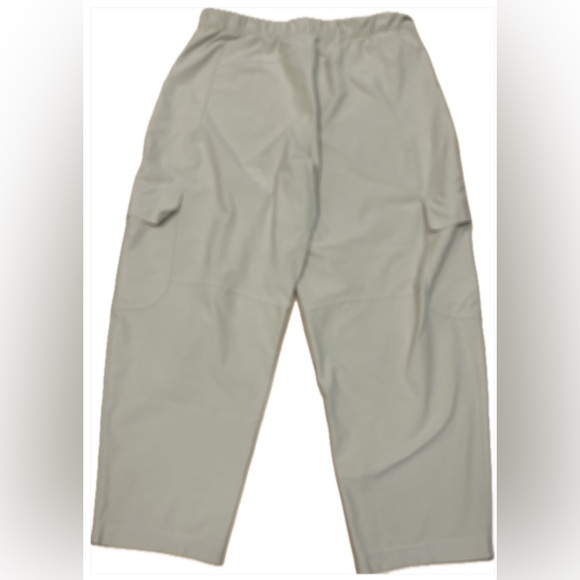 lululemon Cargo Pants | Size 33 - Picture 2 of 4